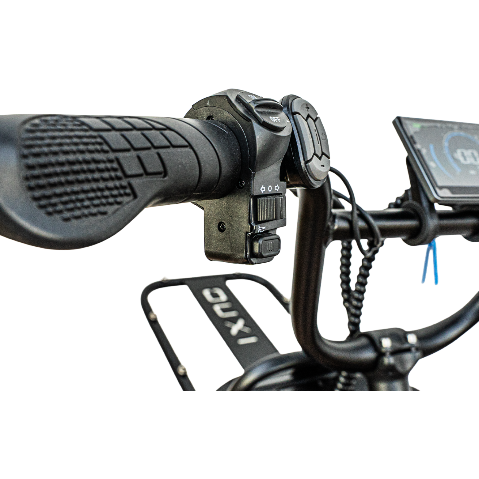 Q8 - Special Edition: Glossy Black